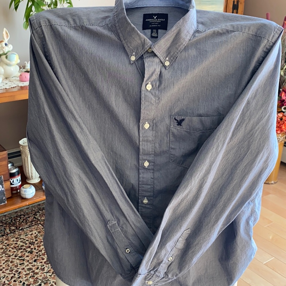 AE Button Down Casual Shirt NWOT